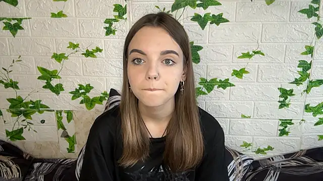 LisaPorse online show from June 20, 3:17 pm