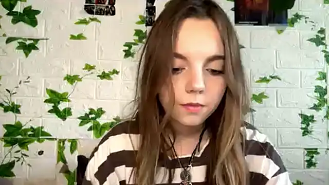 LisaPorse online show from May 21, 2:14 pm