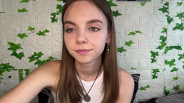 LisaPorse online show from June 25, 2:11 pm