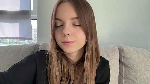 LisaPorse online show from July 1, 2:06 pm