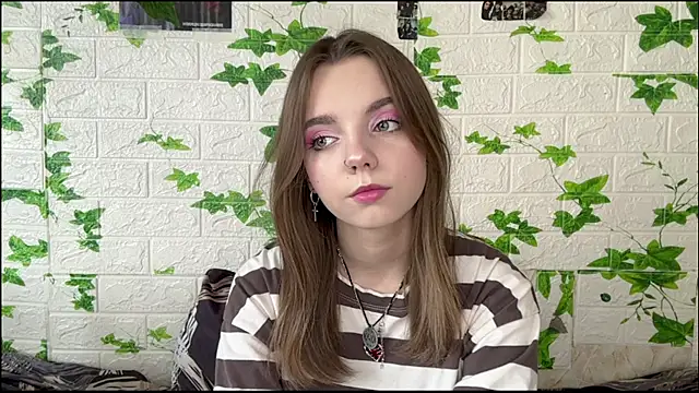 LisaPorse online show from May 22, 2:15 pm