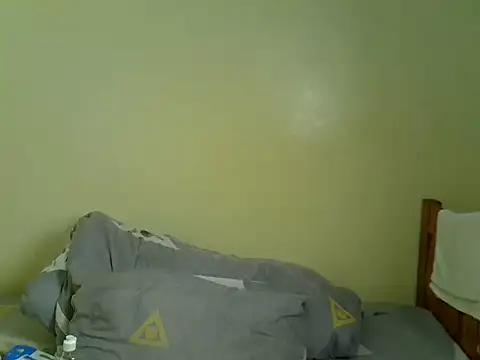 Snapshot of Pearl_petite chatting on June 1, 6:18 pm Pearl petite online show from June 1, 6:18 pm