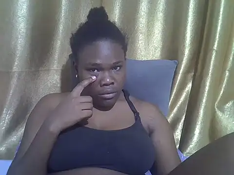 Snapshot of lovelymeli2 chatting on June 10, 10:27 am lovelymeli2 online show from June 10, 10:27 am