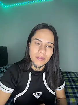 MadisonYoung000 online show from June 4, 6:01 pm