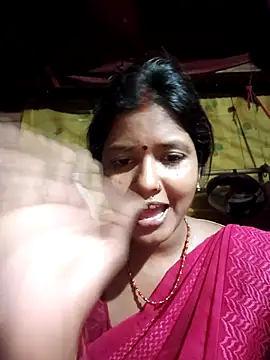 Snapshot of your-candy-cam chatting on July 7, 8:18 am your-candy-cam online show from July 7, 8:18 am