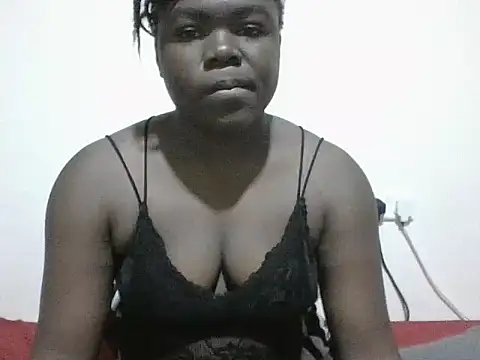 Snapshot of evethegurl chatting on June 18, 10:04 pm evethegurl online show from June 18, 10:04 pm