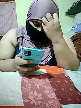 Snapshot of shaik35f chatting on June 24, 7:33 pm shaik35f online show from June 24, 7:33 pm