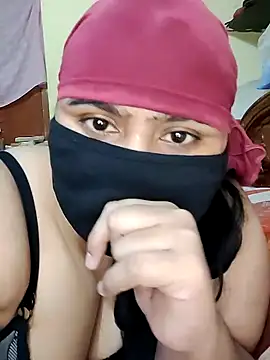 Snapshot of shaik35f chatting on June 10, 5:14 pm shaik35f online show from June 10, 5:14 pm