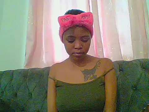 Sweet cumshie online show from May 22, 8:01 am