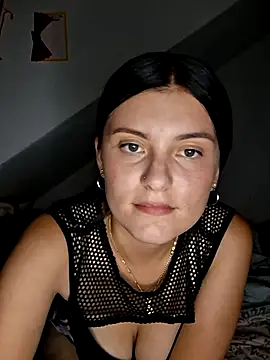 Snapshot of Yeras_ chatting on June 23, 3:37 am Yeras online show from June 23, 3:37 am