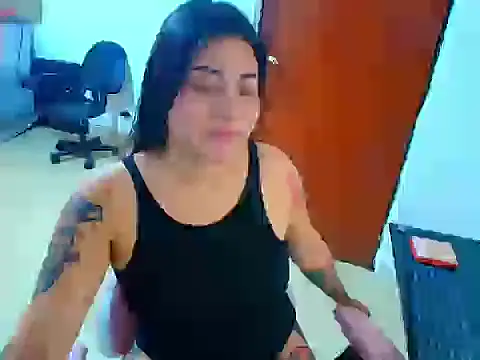 Snapshot of hanna_2026 chatting on May 27, 6:48 pm hanna 2026 online show from May 27, 6:48 pm