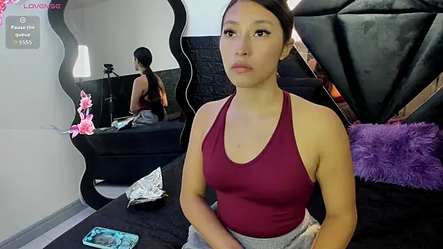 Queen Jen online show from June 19, 5:13 am