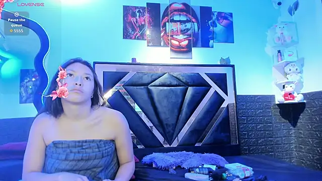 Queen Jen online show from June 2, 9:20 am