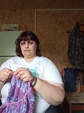 Snapshot of LisichkaOksana chatting on June 14, 8:26 am LisichkaOksana online show from June 14, 8:26 am