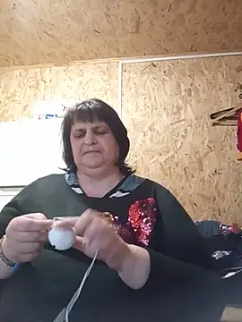 Snapshot of LisichkaOksana chatting on May 31, 6:09 pm LisichkaOksana online show from May 31, 6:09 pm