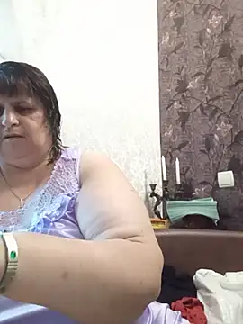 Snapshot of LisichkaOksana chatting on June 29, 5:45 pm LisichkaOksana online show from June 29, 5:45 pm