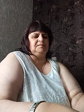 Snapshot of LisichkaOksana chatting on June 2, 7:19 am LisichkaOksana online show from June 2, 7:19 am