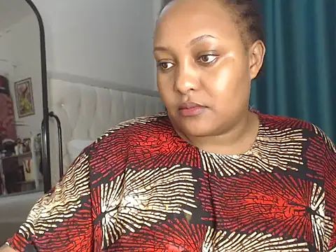 Snapshot of Mamacita_Boo chatting on June 16, 3:01 pm Mamacita Boo online show from June 16, 3:01 pm