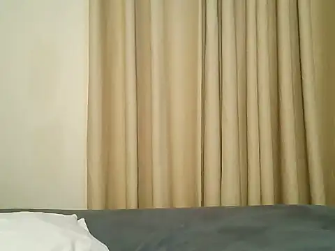 Snapshot of Chocolate_vee chatting on July 12, 11:38 pm Chocolate vee online show from July 12, 11:38 pm
