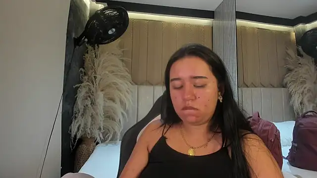 SweetNova1 online show from July 5, 12:59 am