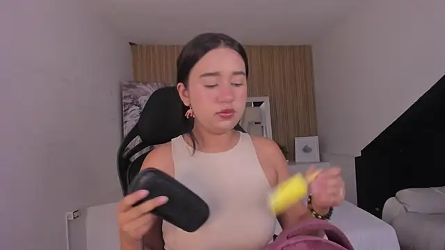SweetNova1 online show from May 26, 3:04 am