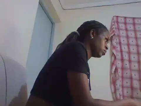 Snapshot of creamyca2 chatting on June 2, 11:49 pm creamyca2 online show from June 2, 11:49 pm