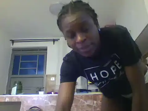 Snapshot of creamyca2 chatting on May 31, 8:20 pm creamyca2 online show from May 31, 8:20 pm