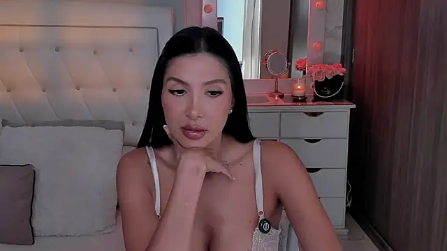 Snapshot of Anny_Honeey chatting on June 22, 2:03 pm Anny Honeey online show from June 22, 2:03 pm