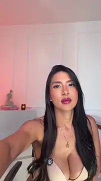 Snapshot of Anny_Honeey chatting on May 22, 1:31 pm Anny Honeey online show from May 22, 1:31 pm