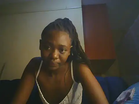 Preetygirlyz online show from July 12, 5:41 am