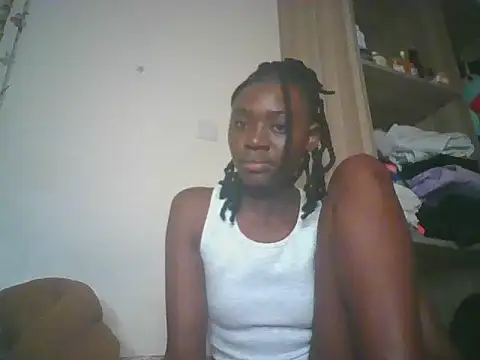 Preetygirlyz online show from June 19, 6:41 am