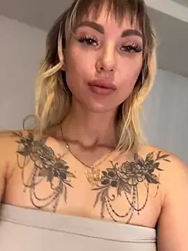 TeaseBabeXXX online show from June 27, 10:27 pm