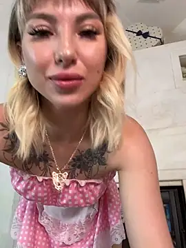 TeaseBabeXXX online show from June 14, 10:44 pm