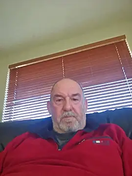 Snapshot of shyguytm chatting on June 13, 11:13 pm shyguytm online show from June 13, 11:13 pm