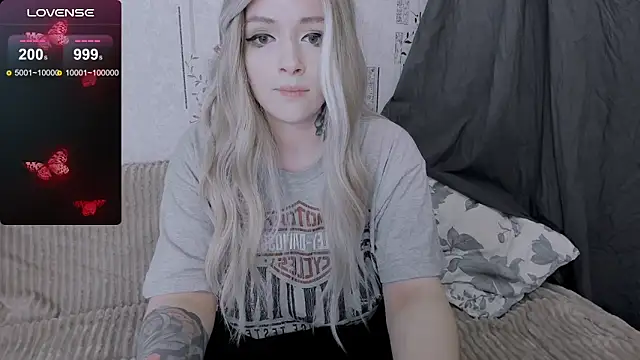 Polly Megan online show from May 22, 11:19 am