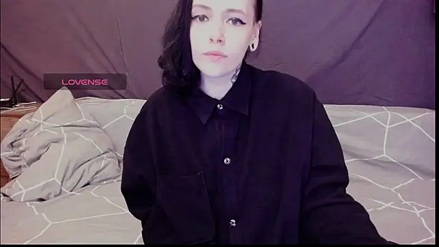 Polly Megan online show from June 21, 8:47 pm