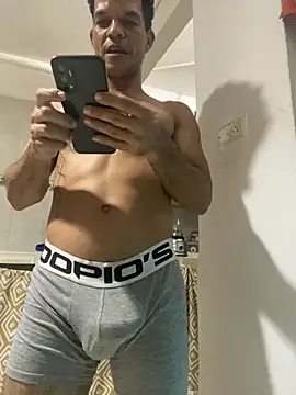 Ryan 04 online show from June 18, 6:12 am