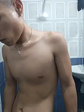 Ryan 04 online show from July 13, 7:02 pm