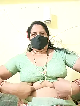 Snapshot of sadhana_telugu chatting on May 29, 5:41 pm sadhana telugu online show from May 29, 5:41 pm