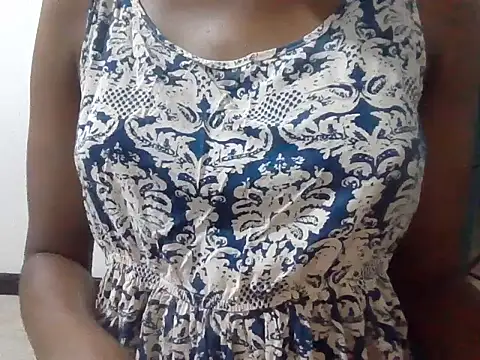 Snapshot of Monroe3s chatting on May 18, 7:29 pm Monroe3s online show from May 18, 7:29 pm