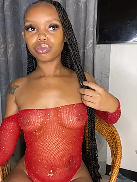 Snapshot of sexyie_caramel chatting on June 24, 2:48 pm sexyie caramel online show from June 24, 2:48 pm