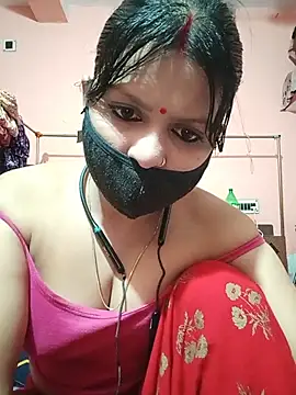 Snapshot of ZOYA-STRIP chatting on June 26, 4:35 pm ZOYA-STRIP online show from June 26, 4:35 pm