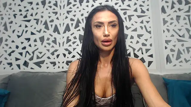 amandasin online show from July 1, 7:47 pm