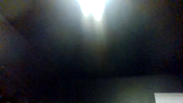 Snapshot of Tallhungcloudyyy chatting on June 12, 6:33 am Tallhungcloudyyy online show from June 12, 6:33 am