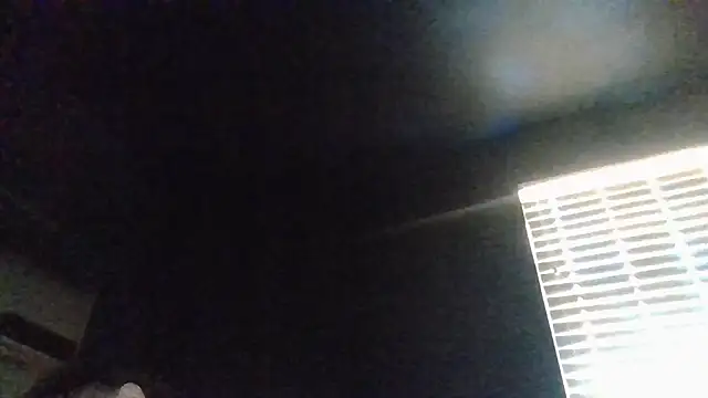 Tallhungcloudyyy online show from May 19, 8:27 pm