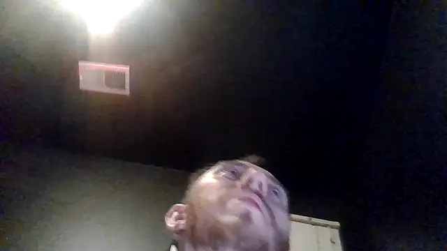Snapshot of Tallhungcloudyyy chatting on June 3, 11:33 am Tallhungcloudyyy online show from June 3, 11:33 am