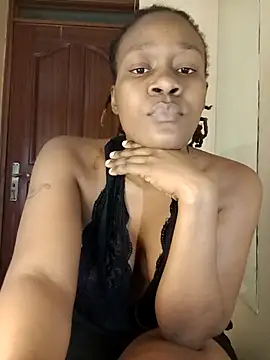 Snapshot of lillyfreak chatting on June 26, 8:36 pm lillyfreak online show from June 26, 8:36 pm