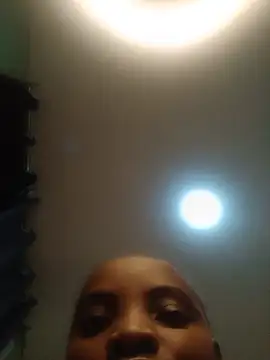 Alianamilly0 online show from May 21, 9:34 pm