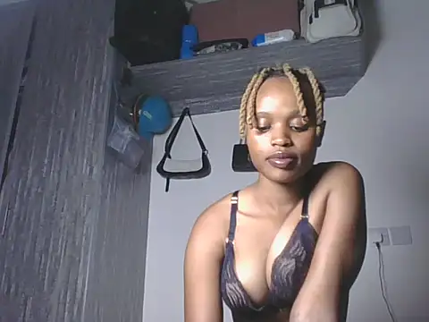 Tempting Ebony online show from May 25, 3:06 am