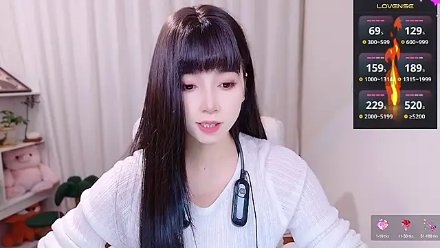 August cat online show from June 24, 9:23 pm